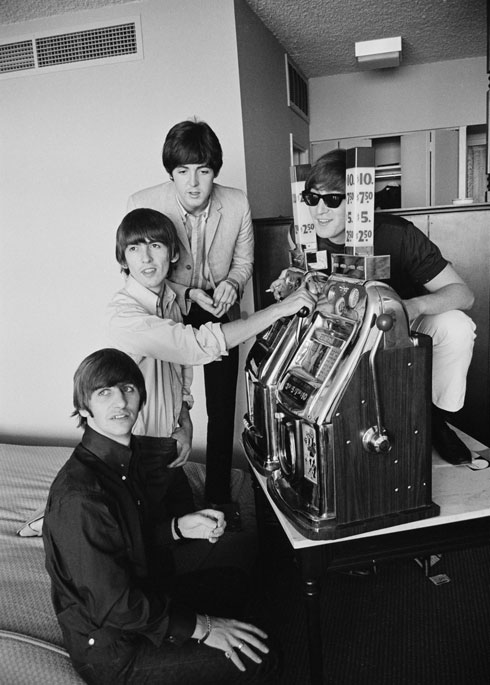 ארבעת המופלאים. ג'ון לנון, פול מקרטני, ג'ורג' הריסון ורינגו סטאר (צילום: gettyimages)