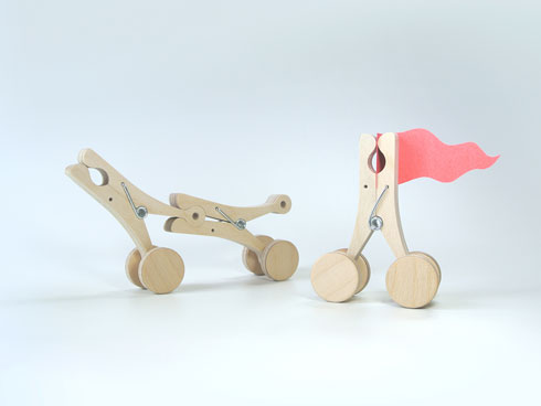 צעצוע שעיצב זיו מאטבים, וזכה בפרס ביפן (צילום: יואב זיו)