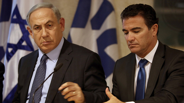 Cohen and Netanyahu. A master in interpersonal relations, he won the prime minister's trust, but did get into arguments with other important players such as senior Shin Bet and IDF officials and some politicians (Photo: AFP)
