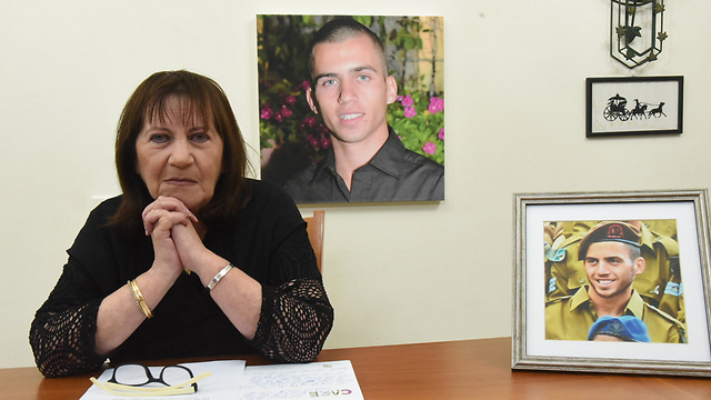 Zehava Shaul, mother of Oron, during a press conference in Poria Illit. (Photo: Aviyahu Shapira)