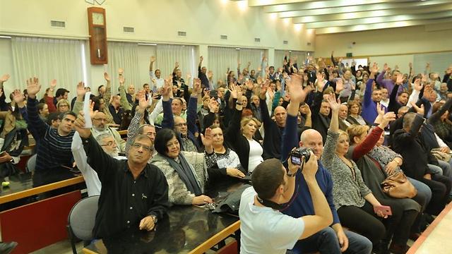 ההצבעה בהסתדרות בעד שביתה במשק (צילום: אורן כהן, דוברות ההסתדרות) (צילום: אורן כהן, דוברות ההסתדרות)