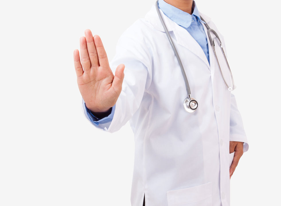 בניגוד להמלצת הרופאים (צילום: shutterstock) בניגוד להמלצת הרופאים (צילום: shutterstock)