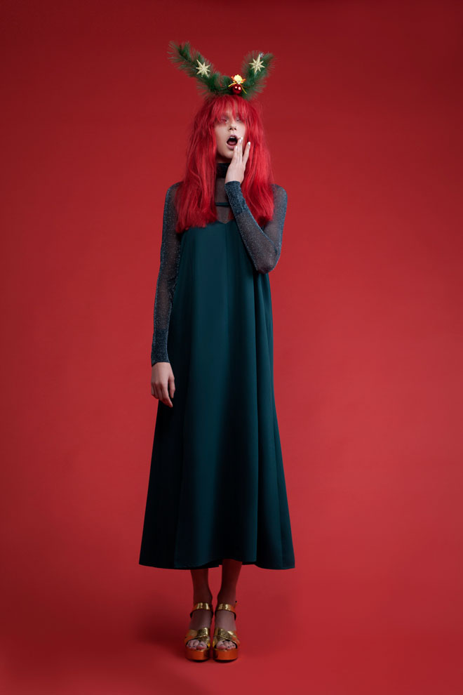 שמלה, רובי זלוטניק; חולצה ונעליים – H&M (צילום: זוהר שטרית)