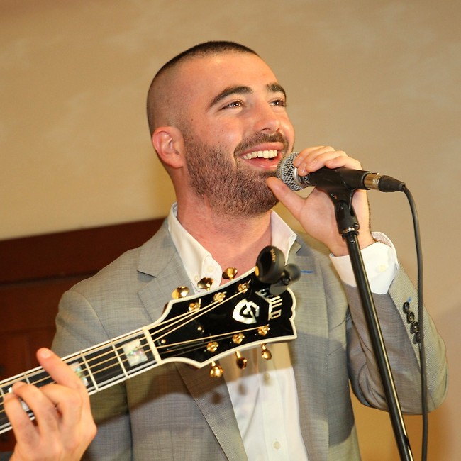 אז מתי באים לבקר אותך על הסט? (צילום: רפי דלויה) אז מתי באים לבקר אותך על הסט? (צילום: רפי דלויה)