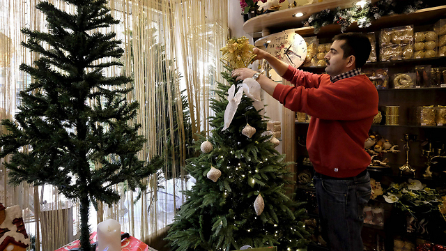 חוגגים את חג המולד באיראן (צילום: רויטרס) (צילום: רויטרס)