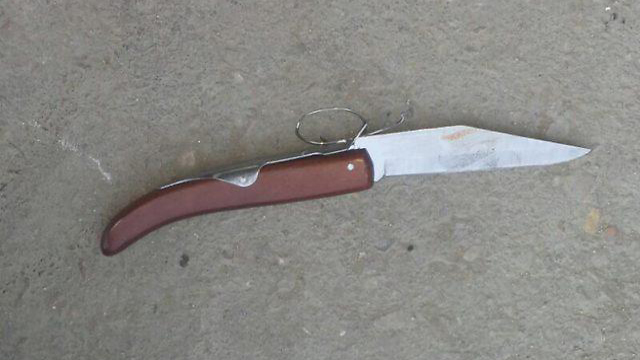 הסכין של אחד המחבלים (צילום: ביטחון יצהר) (צילום: ביטחון יצהר)