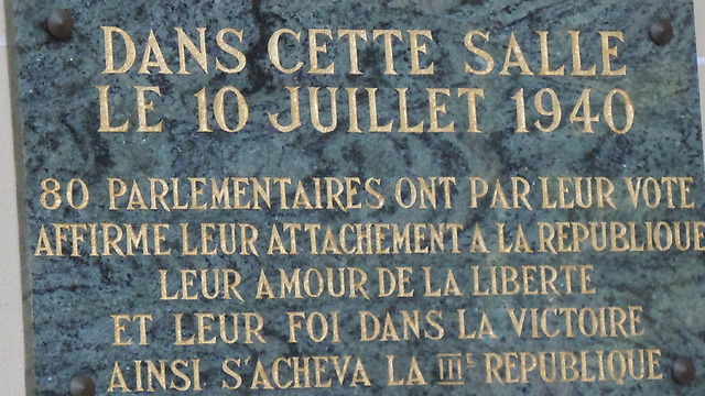 Plaque in Vichy, France commemorating 80 parliamentarians who voted against dissolving th Third Republic and forming the Vichy regime (Photo: Gilad Halpern)