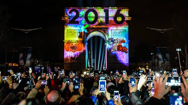שער הניצחון בפריז (צילום: EPA) (צילום: EPA)