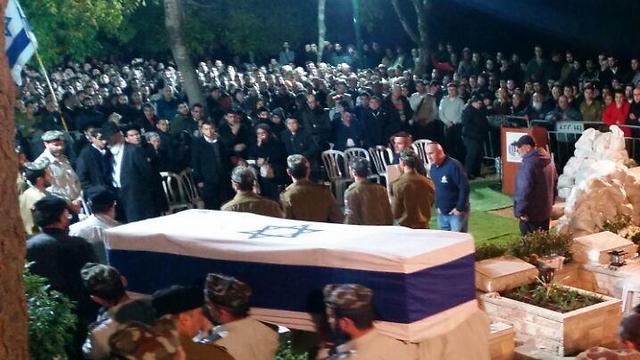 The funeral of Yishai Rosales, who was laid to rest on Wednesday night (Photo: Yael Friedson)