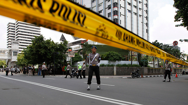 Police in Jakarta (Photo: EPA)