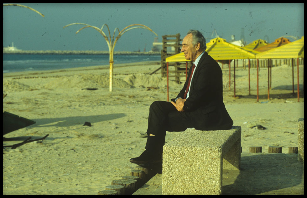 חוף אשדוד, 1992 (צילום: יוסי רוט)