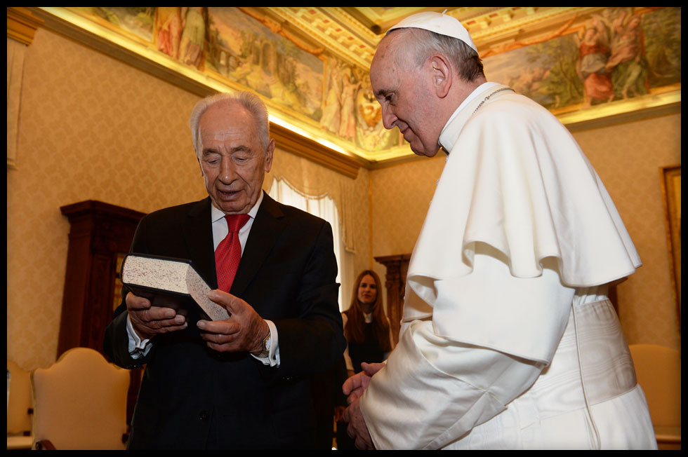 עם  האפיפיור פרנציסקוס, 2013 (צילום: gettyimages)