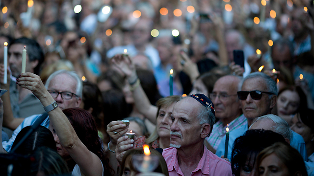 "רוצים צדק". ארגונים יהודיים מציינים בחודש שעבר את יום השנה למותו של ניסמן (צילום: AP) (צילום: AP)