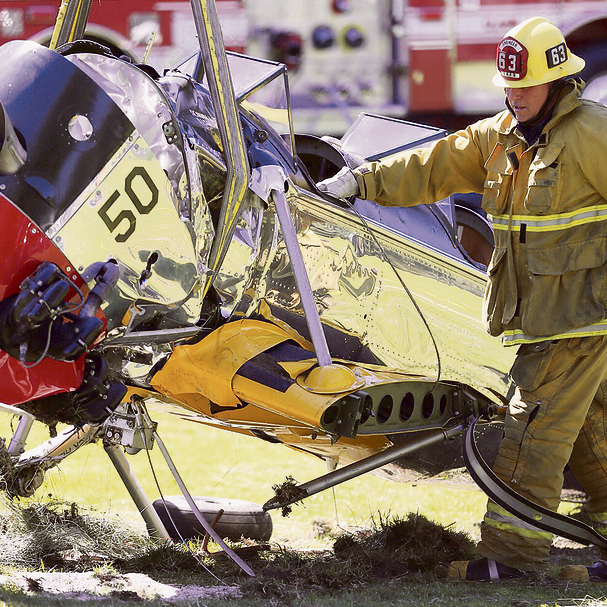 שרידי מטוס הווינטג' שהטיס פורד, אחרי ההתרסקות, במארס 2015