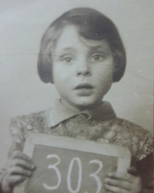 מרים, כפי שצולמה בגיל 4 (צילום: מתן צורי) (צילום: מתן צורי)