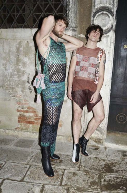 הקמפיין החדש של ויויאן ווסטווד. הבגדים לנשים, הדוגמנים: גברים כוכבי פורנו  (צילום: Juergen Teller)