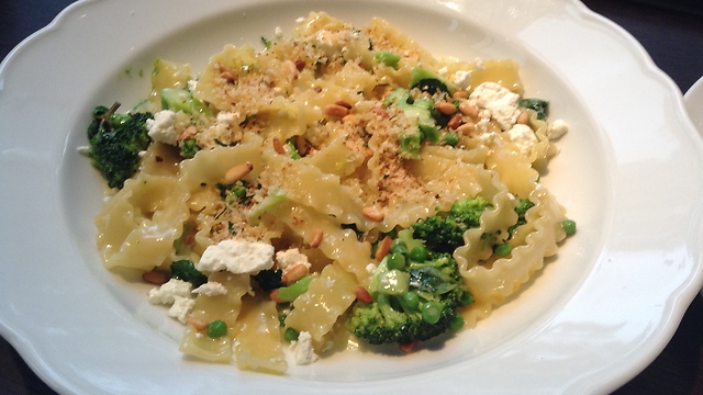 mafaldine in cream of pea sauce with broccoli and feta cheese: a pasta course to rival the best in any dedicated Italian restaurant (Photo: Buzzy Gordon) 