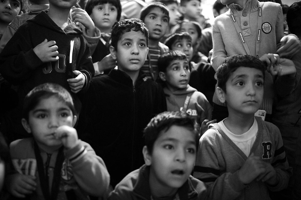 מגזר קל לניצול. ילדים מסוריה ואפגניסטן במקלט לפליטים (צילום: gettyimages)