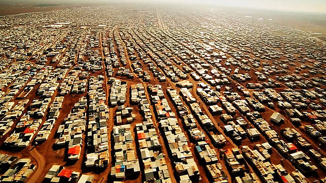 מחנה הפליטים אל-זעתרי בירדן (צילום: רויטרס) (צילום: רויטרס)