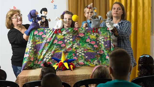 אוקסנה סרבריאני: "הילדים פיתחו ביטחון עצמי"  (צילום: דן חיימוביץ) (צילום: דן חיימוביץ)