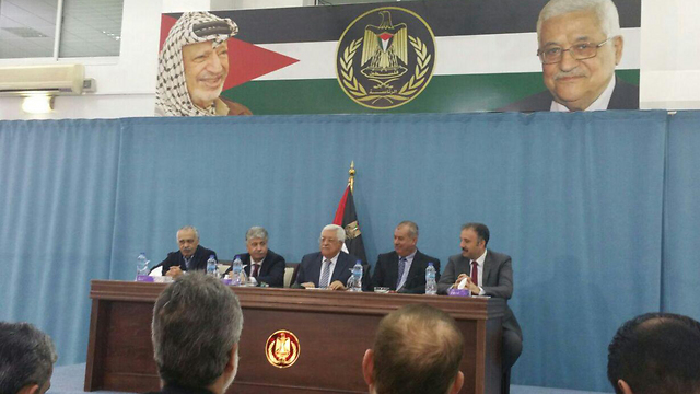 Israeli journalists meet with Mahmoud Abbas in Ramallah (Photo: Hassan Shaalan)