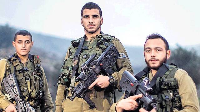 Left to right: Omri Menachem, Shmuel Castro and Matan Shamir (Photo: Ohad Zwigenberg)
