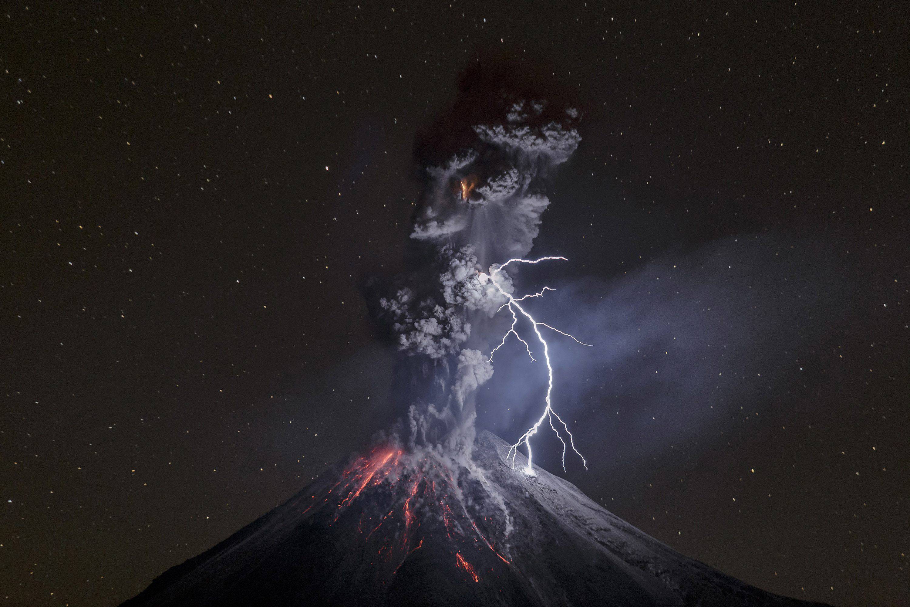 הר הגעש בקולימה, מכסיקו. מקום שלישי בקטגוריית טבע (צילום: EPA) (צילום: EPA)