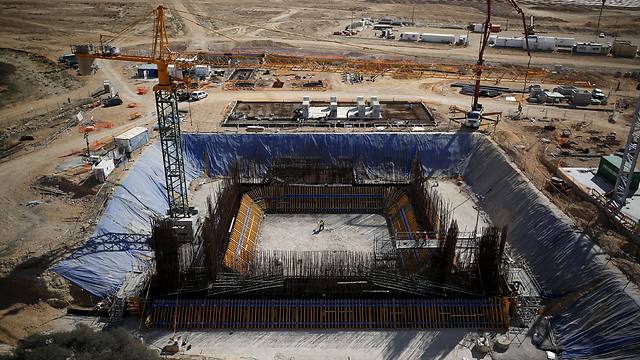 The foundations of the 240 meter (787 feet) solar-power tower (Photo: Reuters)
