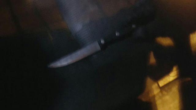 הסכין ששימשה את המחבל בשער שכם (צילום: דוברות המשטרה) (צילום: דוברות המשטרה)