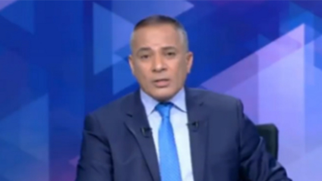 העיתונאי אחמד מוסא, שהעביר ביקורת על עזיז  ()