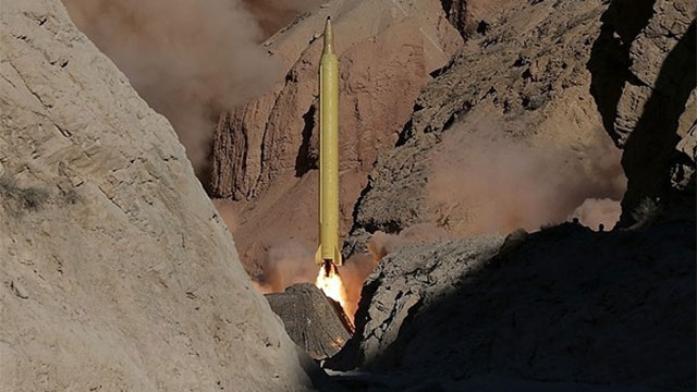 אחד הטילים האיראניים ששוגרו לטענת סוכנות הידיעות "פארס" ()