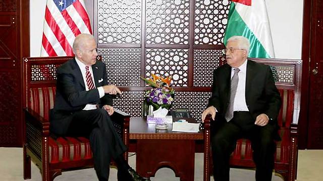 President Abbas and VP Biden meet in Ramallah