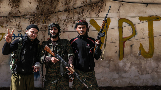 Kurdish fighters against Islamic State in Syria (Photo: MCT)