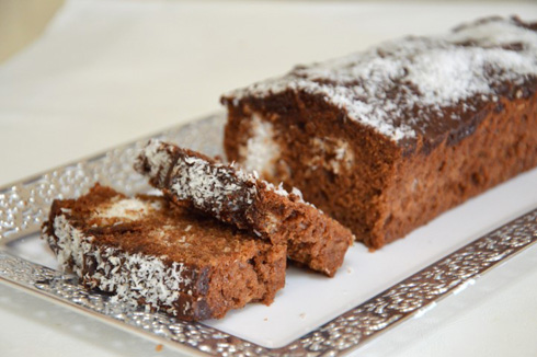 עוגת שוקולד-קוקוס בחושה (צילום: אפרת סיאצ'י)