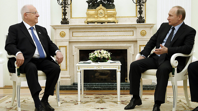 Israeli president Reuven Rivlin meets with Russian president Vladimir Putin (Photo: AFP)