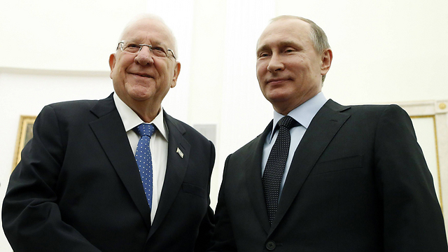 Rivlin and Putin meeting at the Kremlin (Photo: AFP)