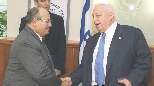 Meir Dagan with former PM Ariel Sharon (Photo: Yaacov Saar)