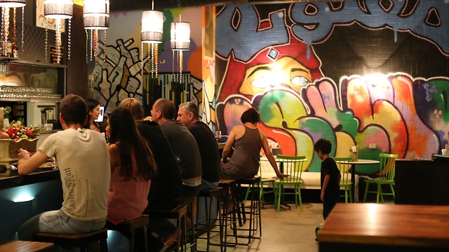 מסעדת מקלובר ברחוב לינקולן בתל אביב (צילום: טדי הרוש) (צילום: טדי הרוש)