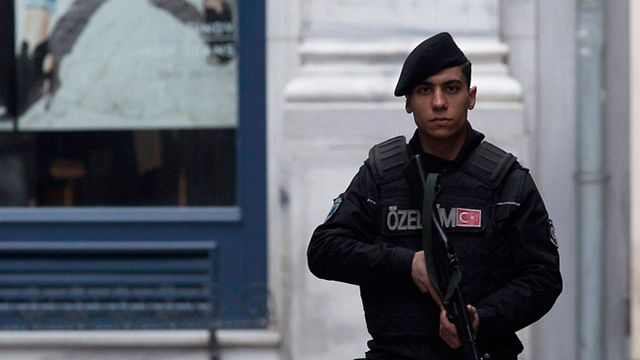 Turkish security forces on high alert in Istanbul (Photo: EPA)