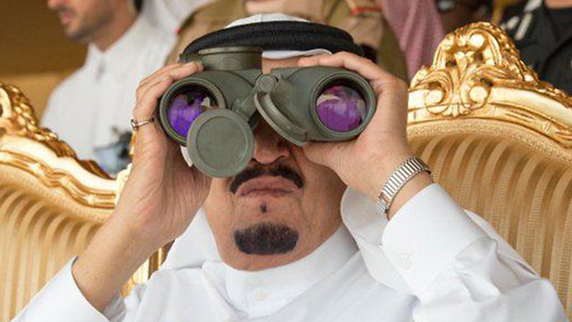 סובל מבעיות רפואיות קשות? מלך סעודיה סלמאן ()