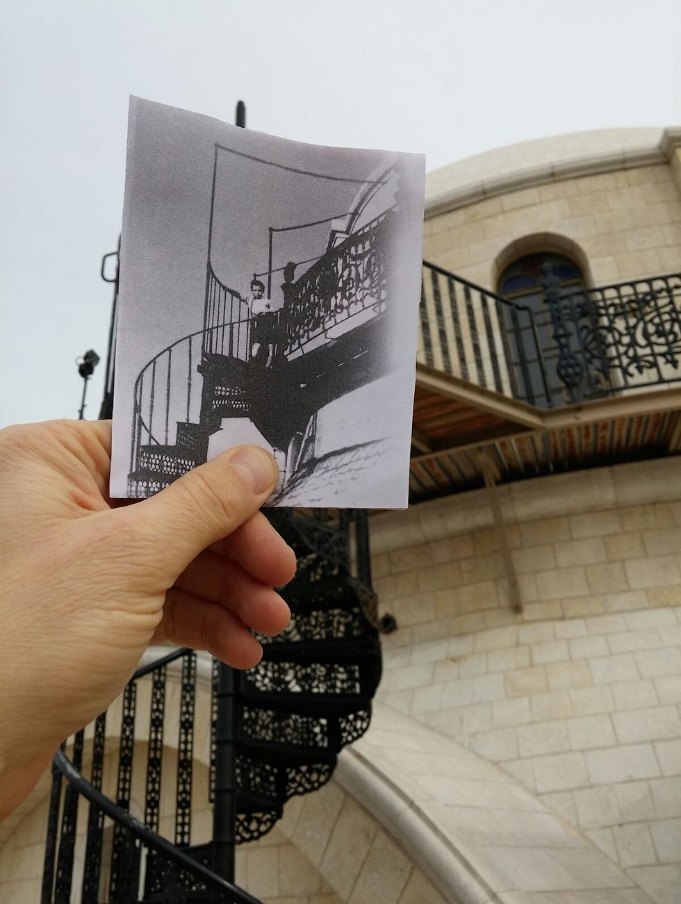 המדרגות אל גג החורבה, 1940 (צילום: באדיבות החברה לשיקום ופיתוח הרובע היהודי) (צילום: באדיבות החברה לשיקום ופיתוח הרובע היהודי)