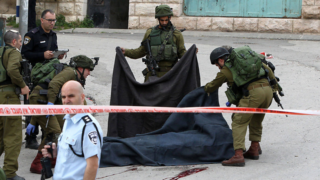 Removal of the terrorist from Hebron (Photo: AFP)