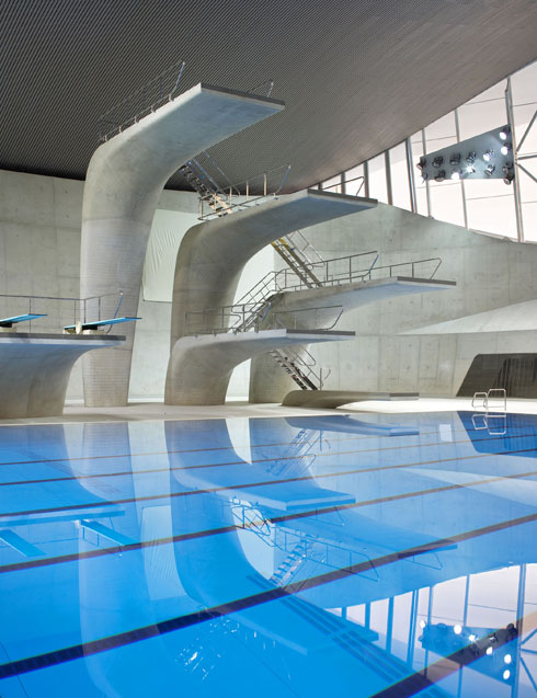 הדינמיות של זאהה חדיד מאפיינת את מרכז המים (באדיבות Zaha Hadid Architects)