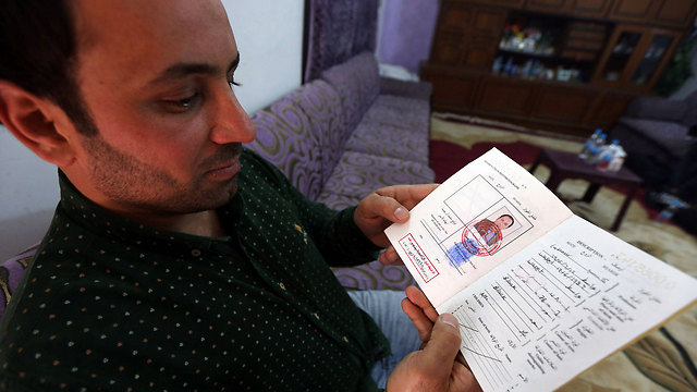 חסן באסי. למד לאהוב את ארצו (צילום: AFP) (צילום: AFP)