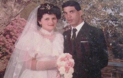 ידעו ימים יפים יותר. החוטף המצרי ואשתו לשעבר ביום הנישואין ()