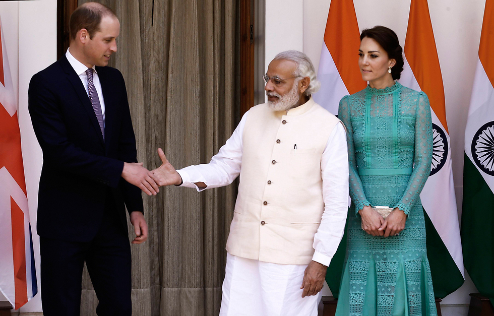 ולא פספסה את ראש ממשלת הודו מודי (צילום: AP) (צילום: AP)