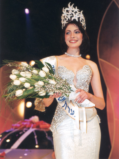 מעבר לכל הציפיות. דנה דנטס, נערת ישראל לשנת 2000 (צילום: מיכאל קרמר)