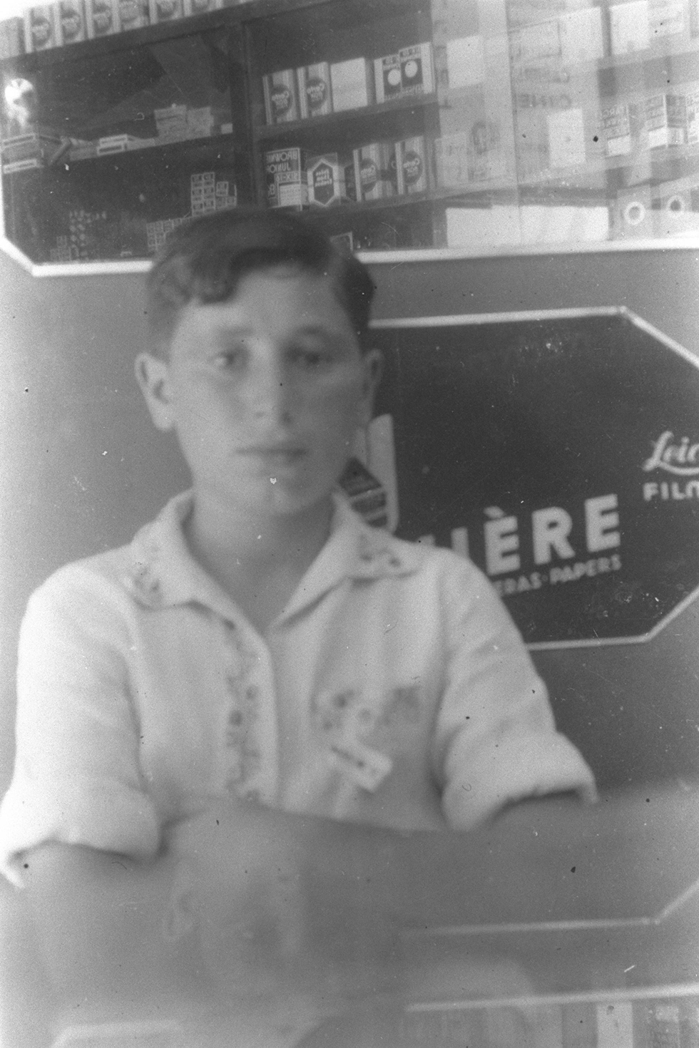 Shimon Peres, age 13, Poland 1936 (Photo: Government Press Office)
