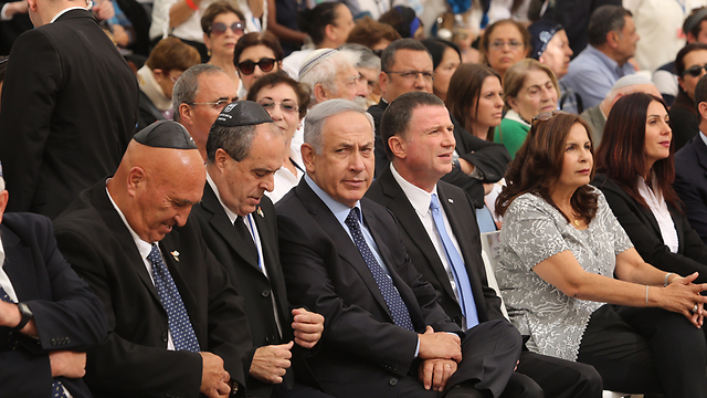 Prime Minister Netanyahu, center, along with Knesset Speaker Edelstein, to the PM's left, and Minister Miri Regev, far right (Photo: Gil Yohanan)