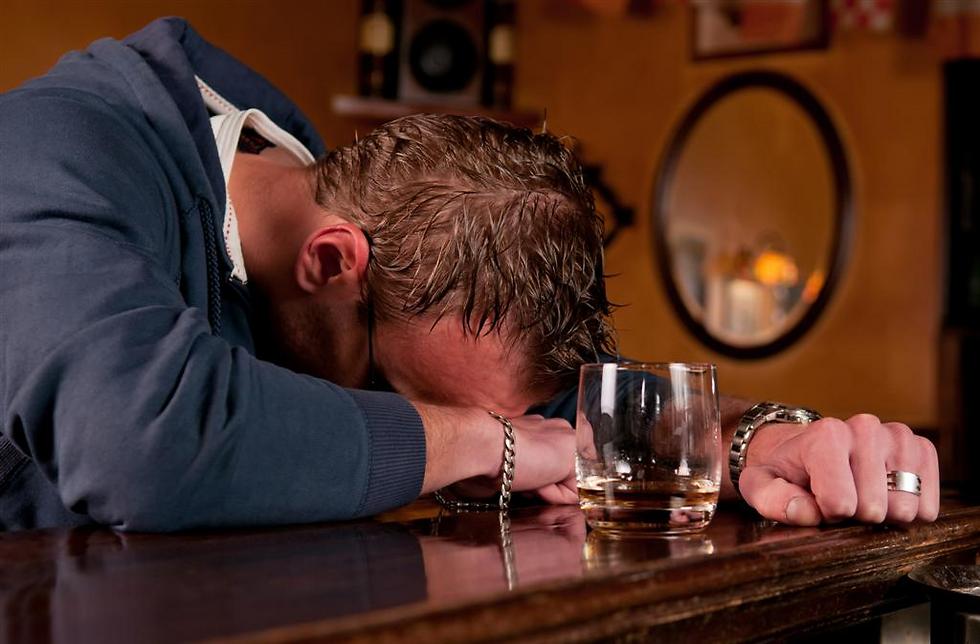 הצד האפל של האלכוהול (צילום: Shutterstock) (צילום: Shutterstock)